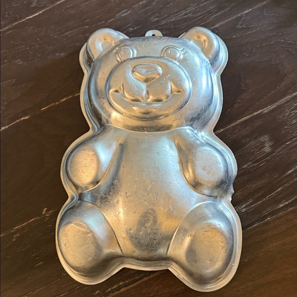 Charming Silver Teddy Bear Cake Mold - Picture 2 of 5